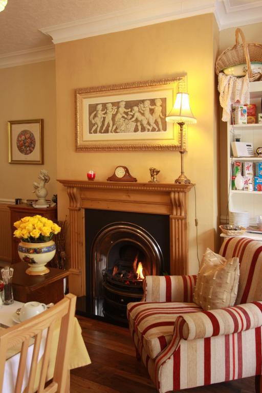 Fulford  The Hollies B&B 외부 사진