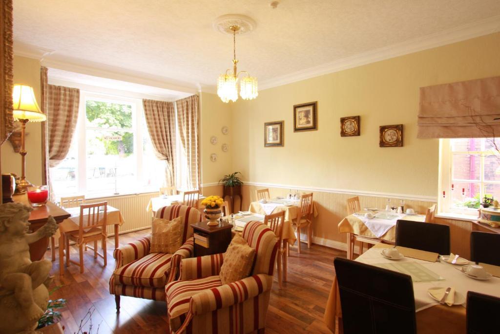 Fulford  The Hollies B&B 외부 사진